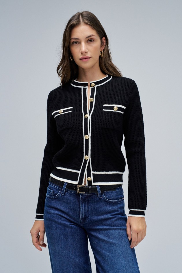 CARDIGAN COM BOT�ES DOURADOS