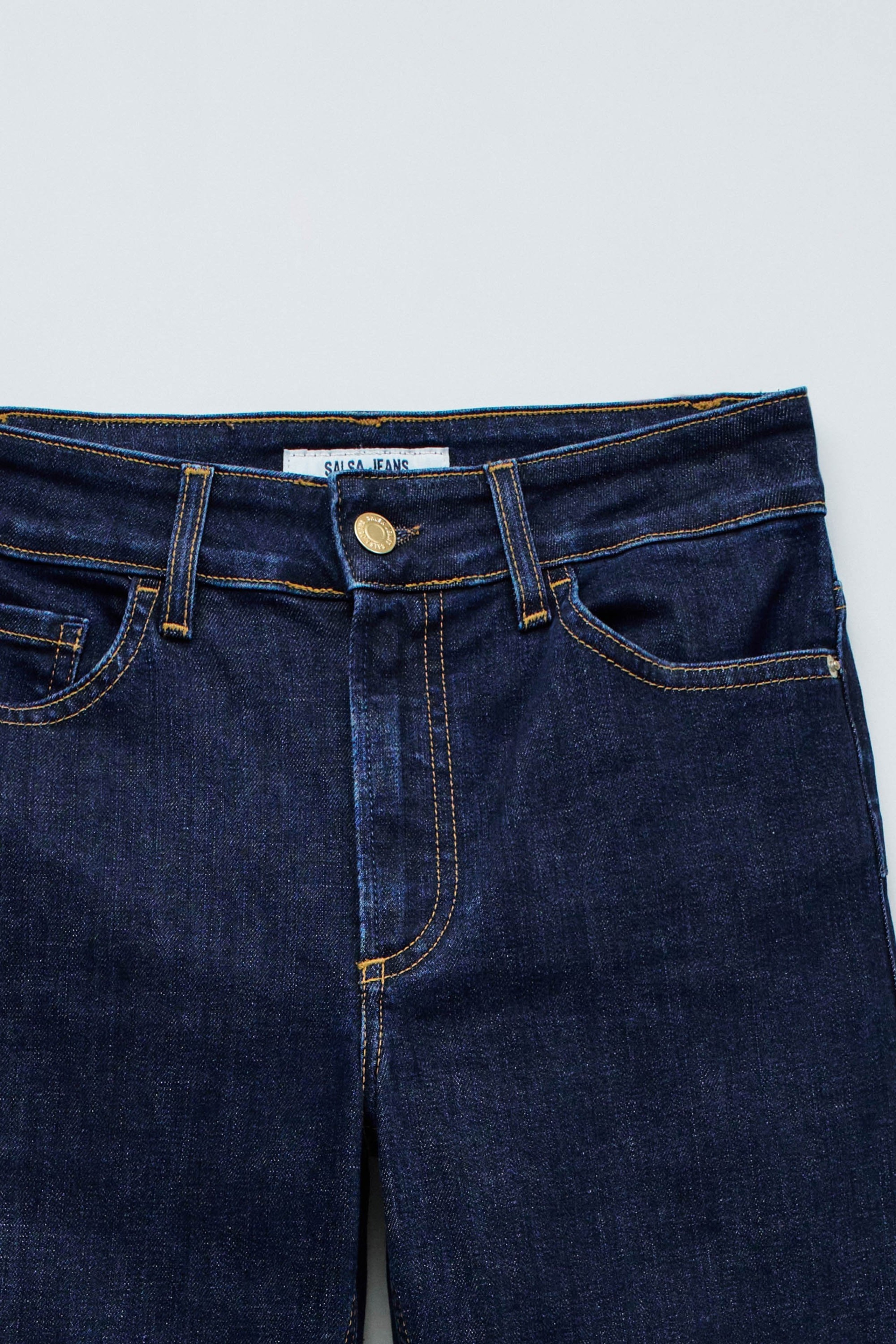 DESTINY PUSH UP STRAIGHT JEANS
