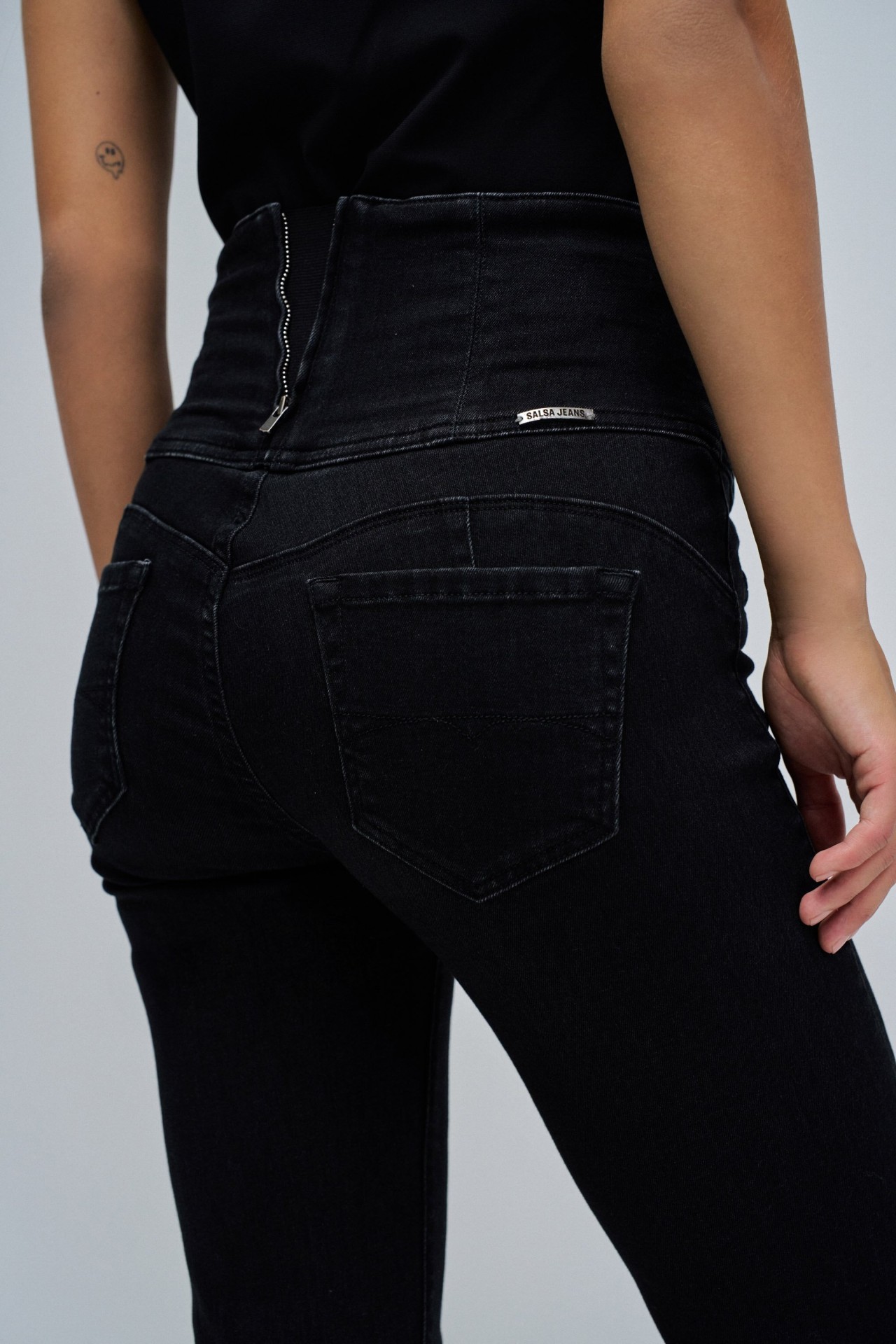 DIVA FAITH PUSH IN FLARE JEANS