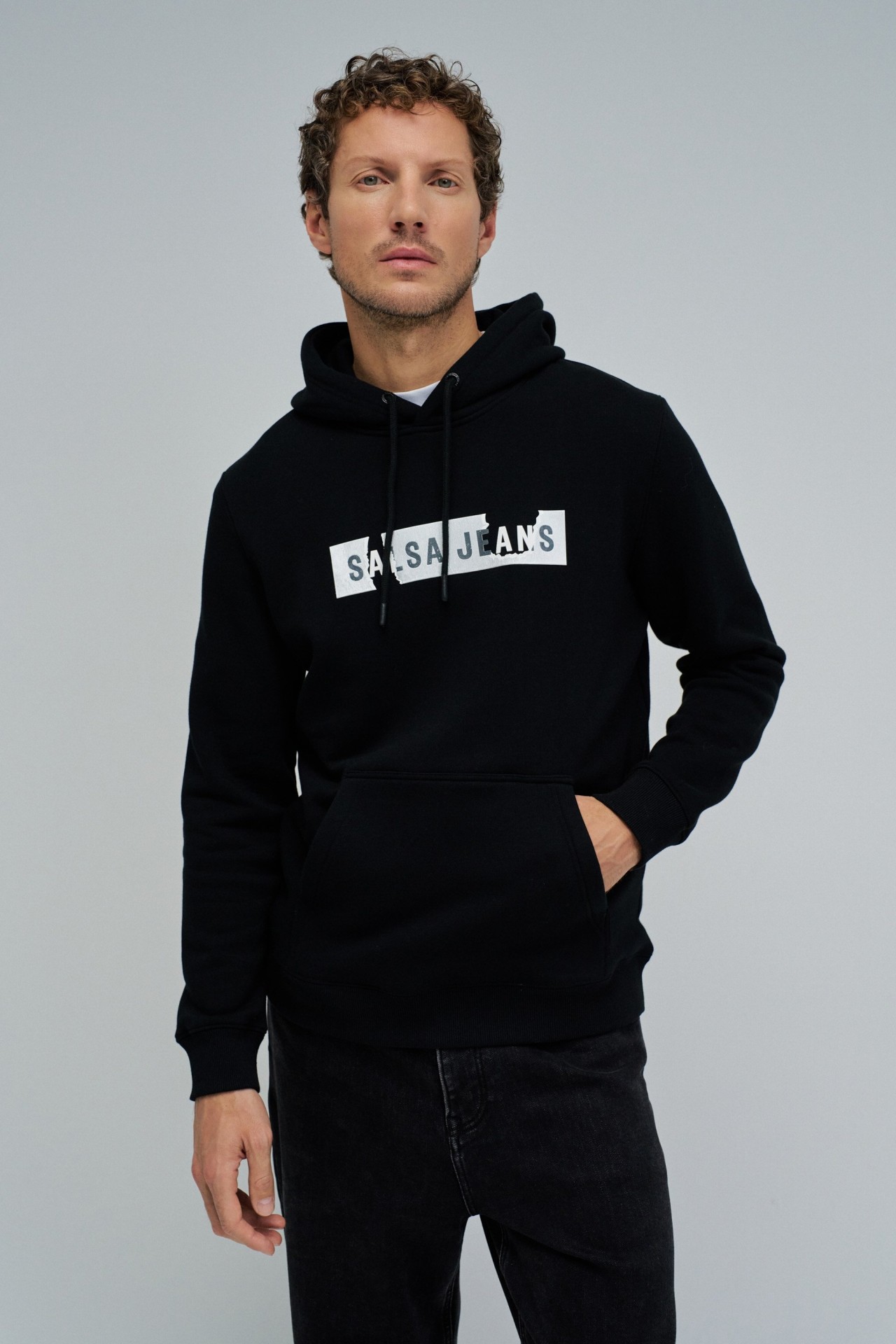 HOODIE COM BRANDING