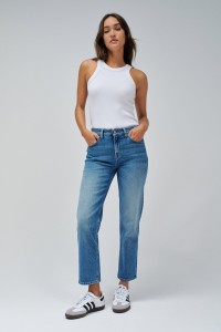 TRUE CROPPED SLIM JEANS