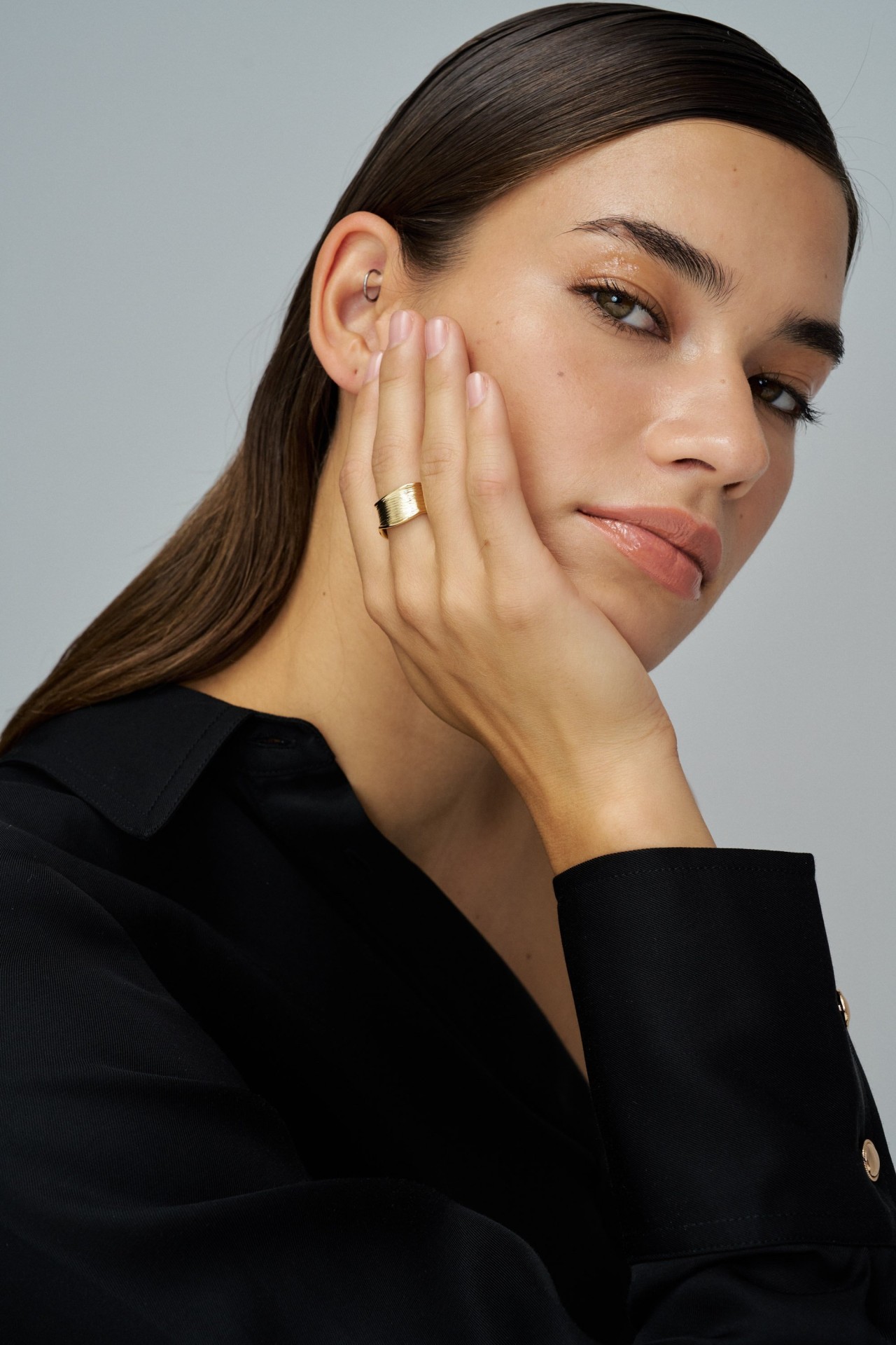 ADJUSTABLE RING WITH TEXTURE