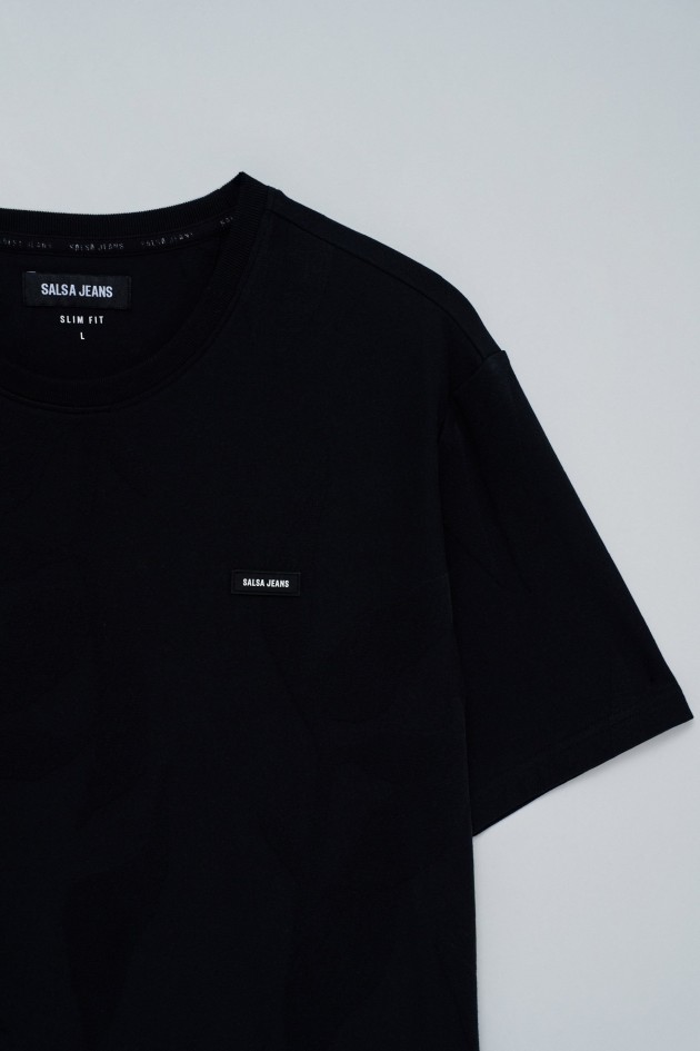 T-SHIRT JACQUARD MIT BRANDING