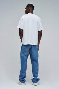 T-SHIRT MIT BRANDING