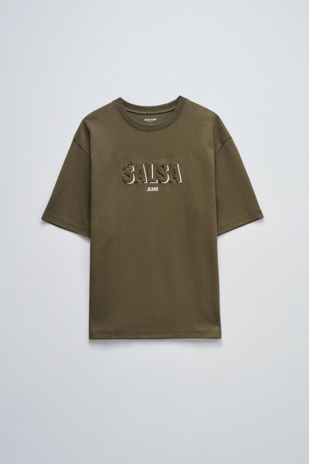 T-SHIRT MIT BRANDING