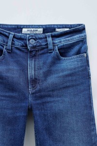 DESTINY PUSH UP STRAIGHT JEANS