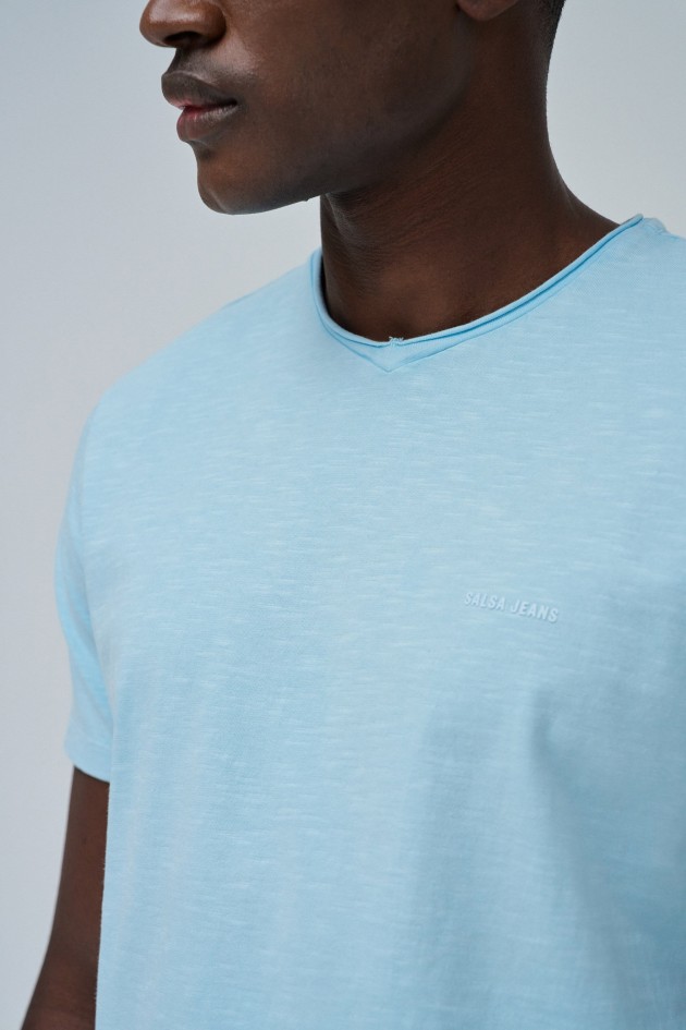 T-SHIRT COM BRANDING