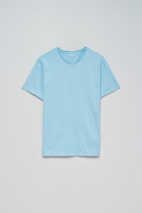 T-SHIRT WITH BRANDING