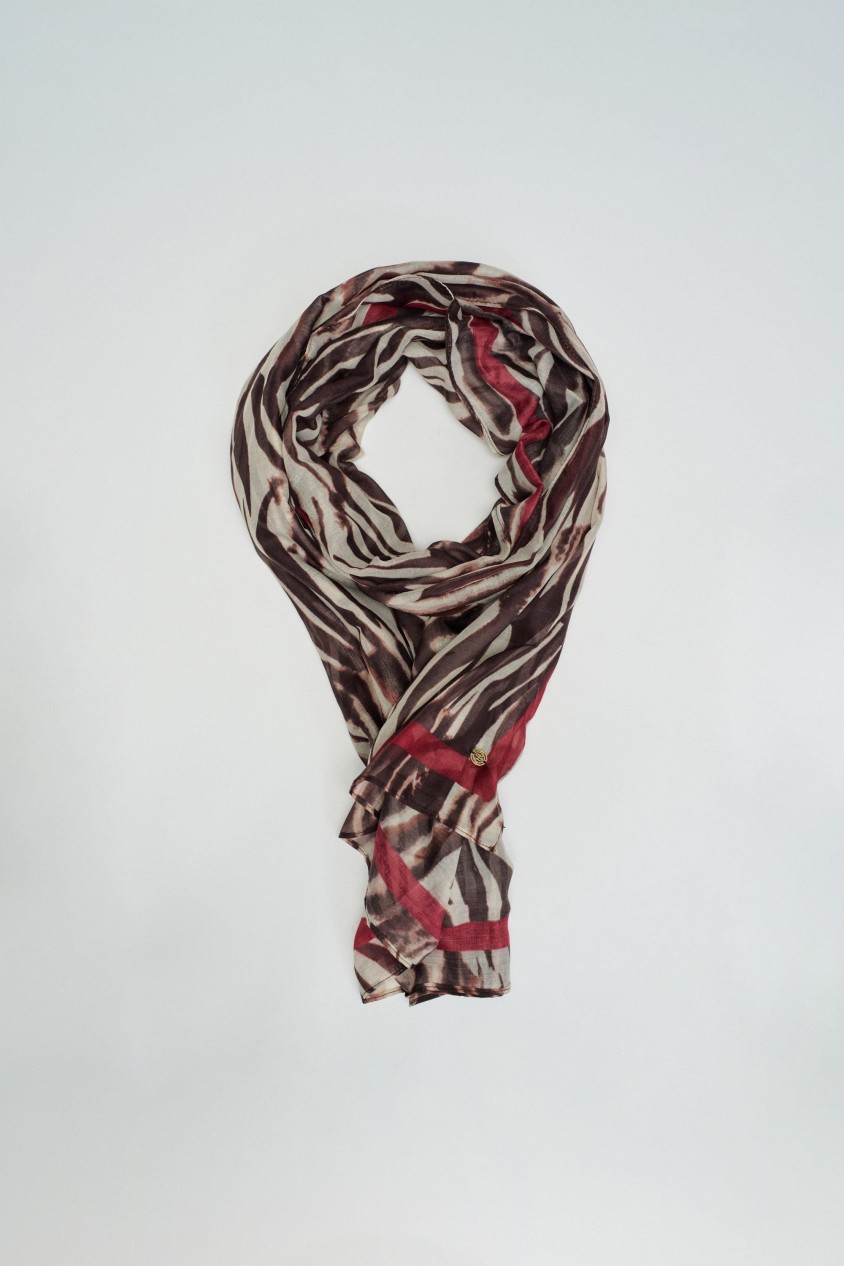 ÉCHARPE COM ANIMAL PRINT