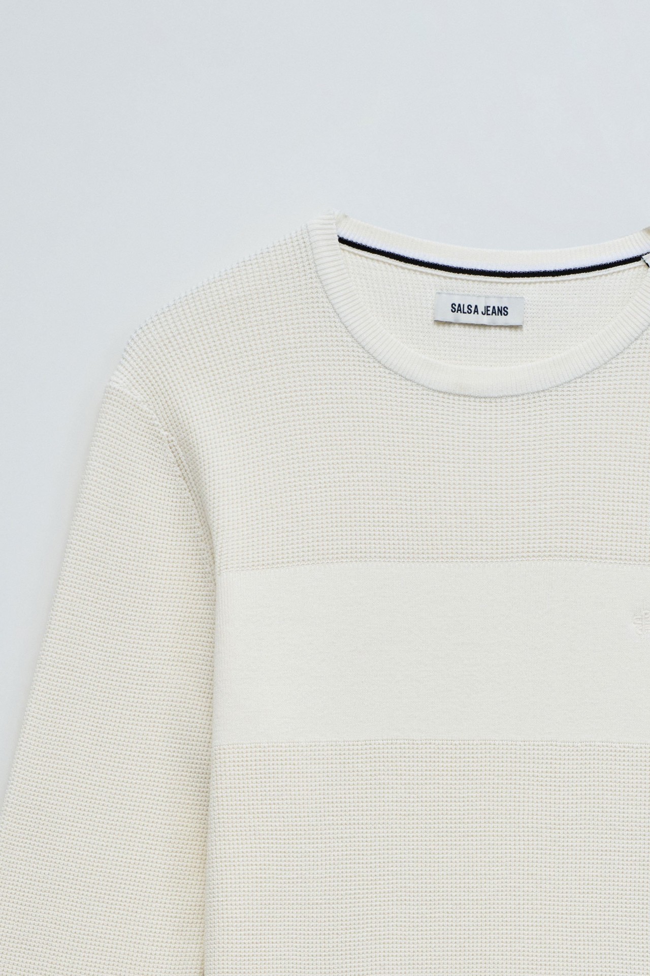 KNITTED SWEATER WITH TEXTURE