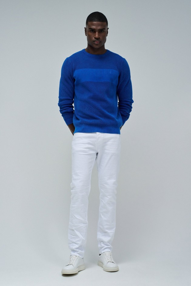 KNITTED SWEATER WITH TEXTURE