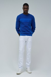 KNITTED SWEATER WITH TEXTURE