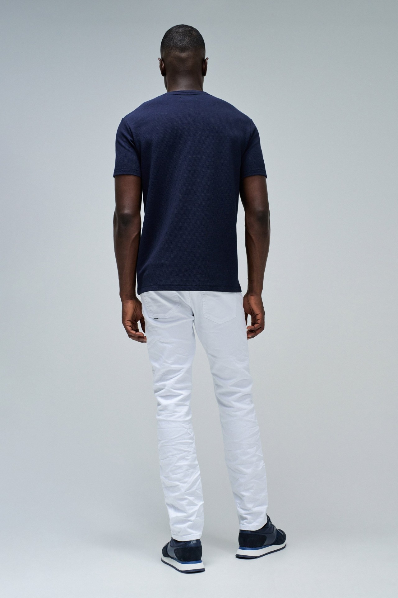 CAMISETA CON TEXTURA