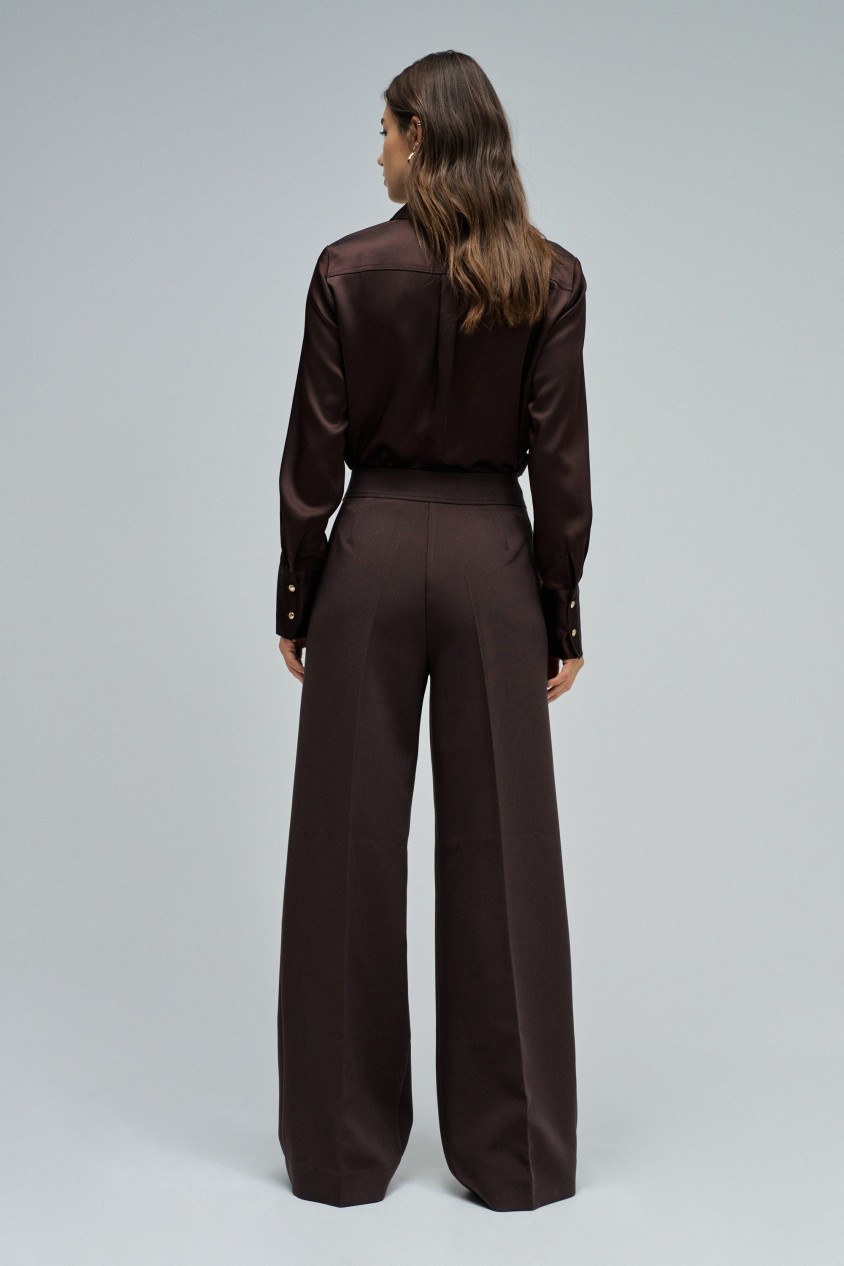 PANTALON EN TISSU AVEC JAMBE WIDE