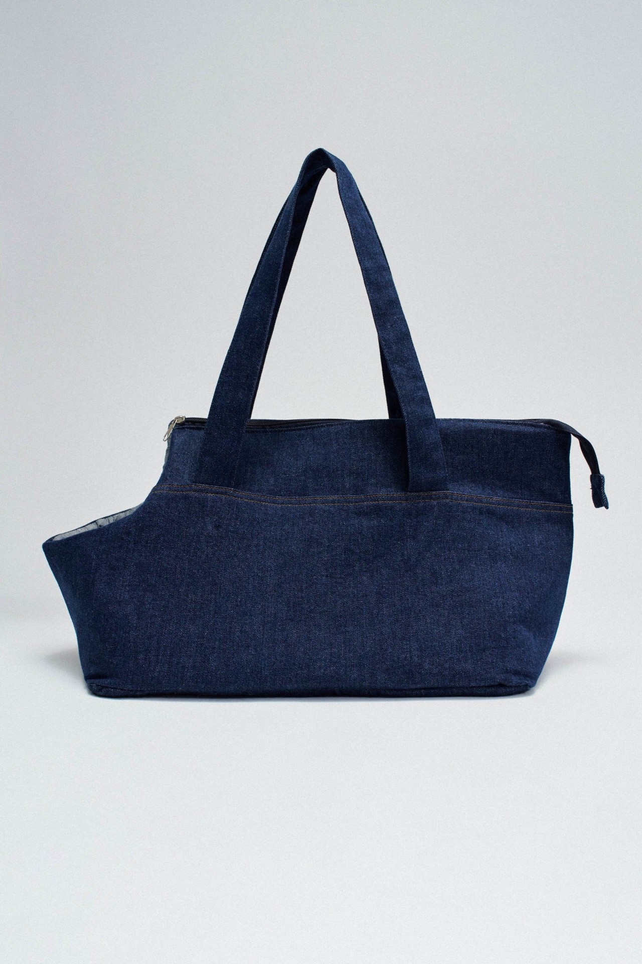 TRANSPORTBEUTEL AUS DENIM PET