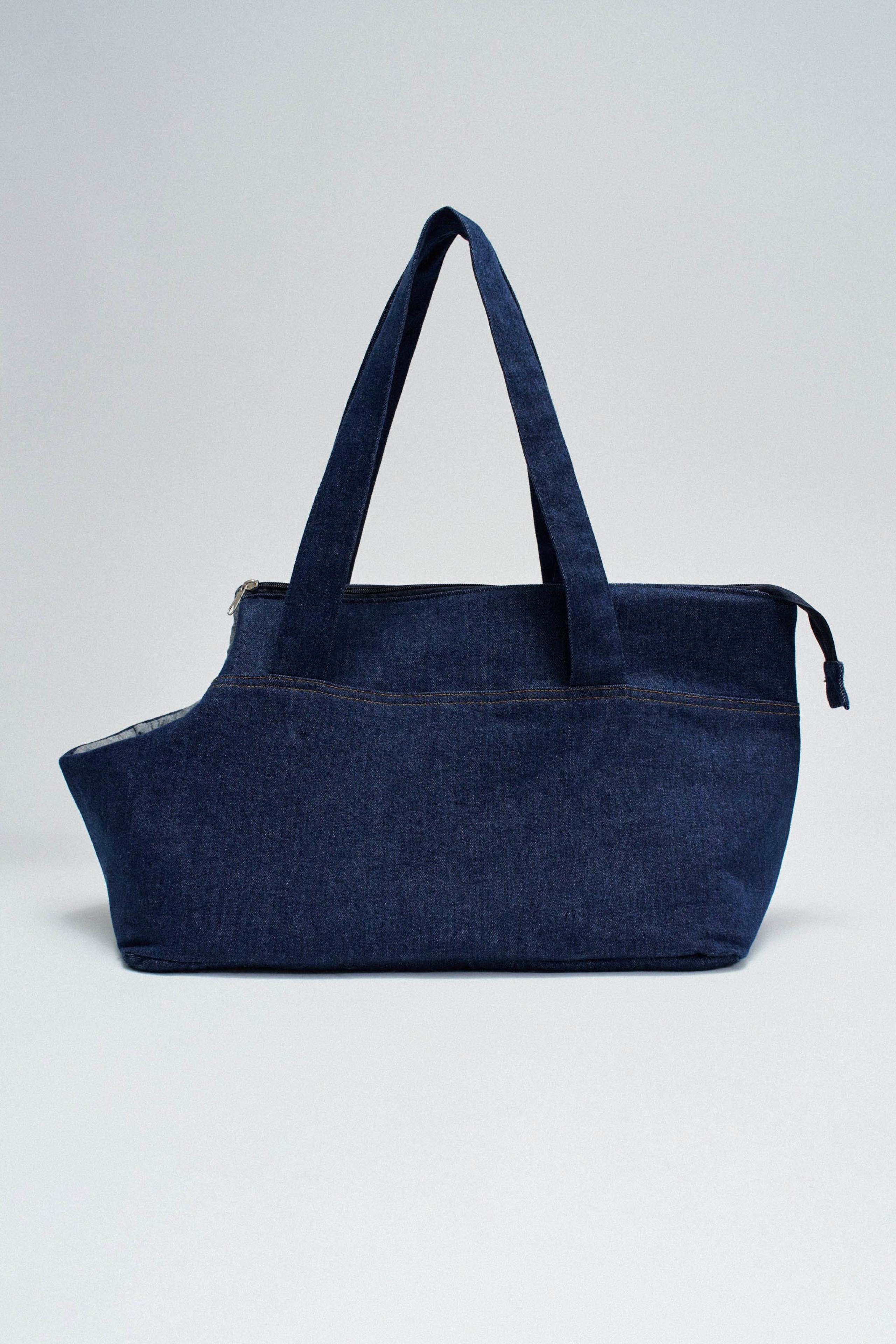 TRANSPORTBEUTEL AUS DENIM PET