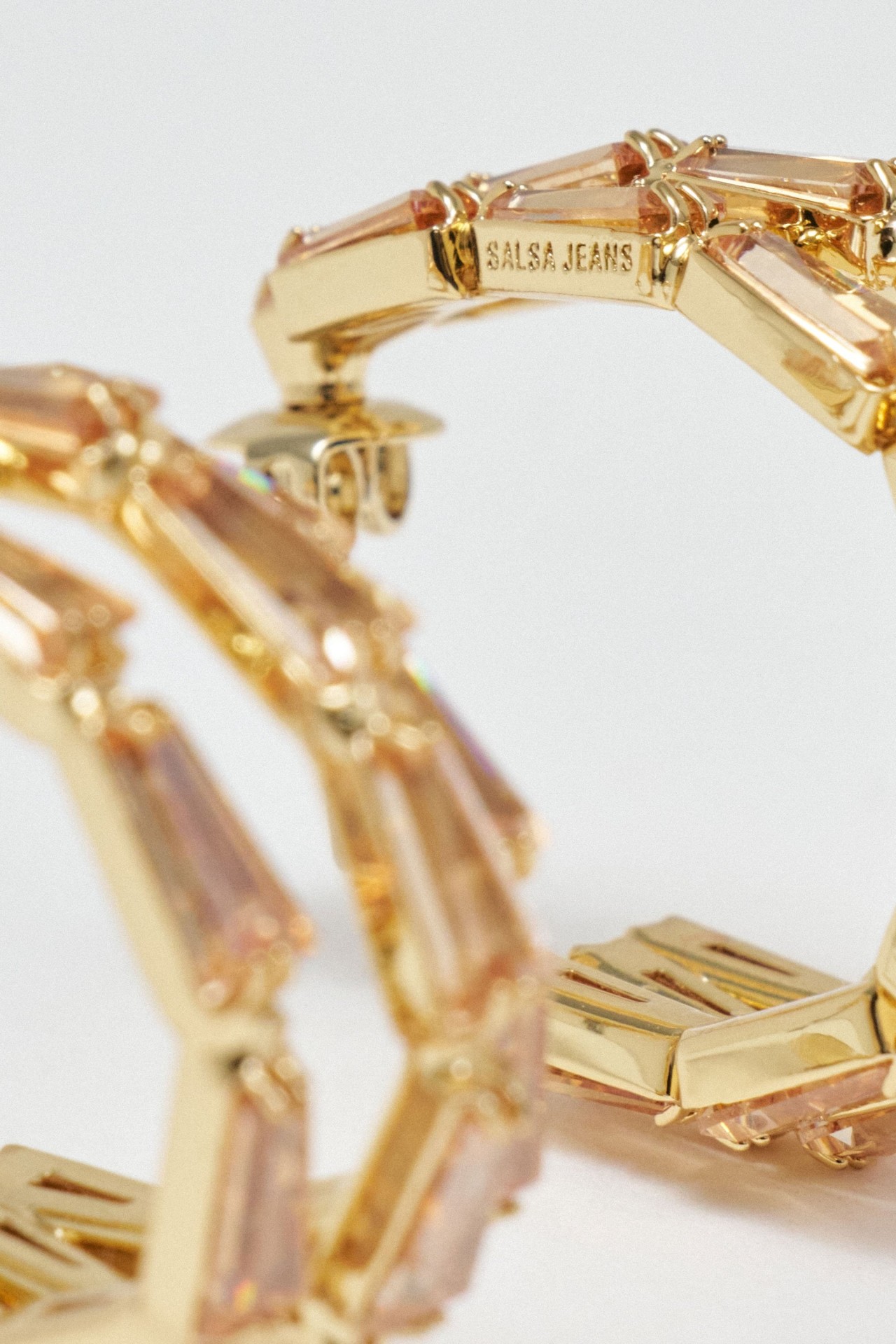 HOOP EARRINGS WITH CRYSTALS