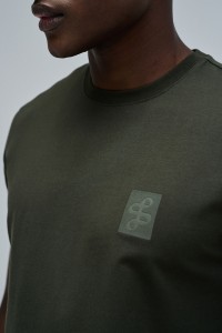 T-SHIRT WITH BRANDING