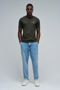 T-SHIRT WITH BRANDING