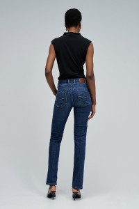 SECRET PUSH IN SLIM JEANS SECRET PUSH IN SLIM JEANS