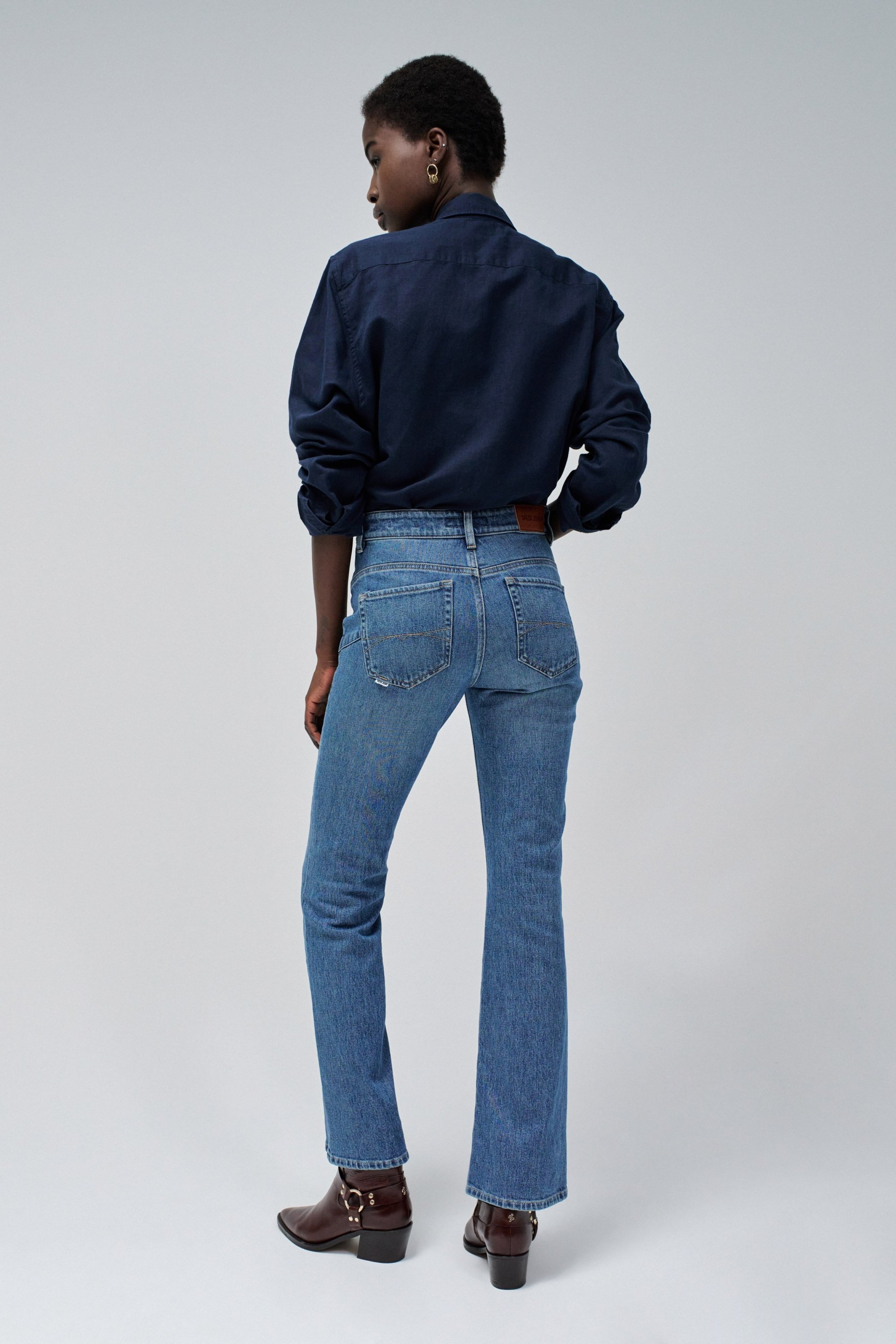FAITH PUSH IN BOOTCUT JEANS