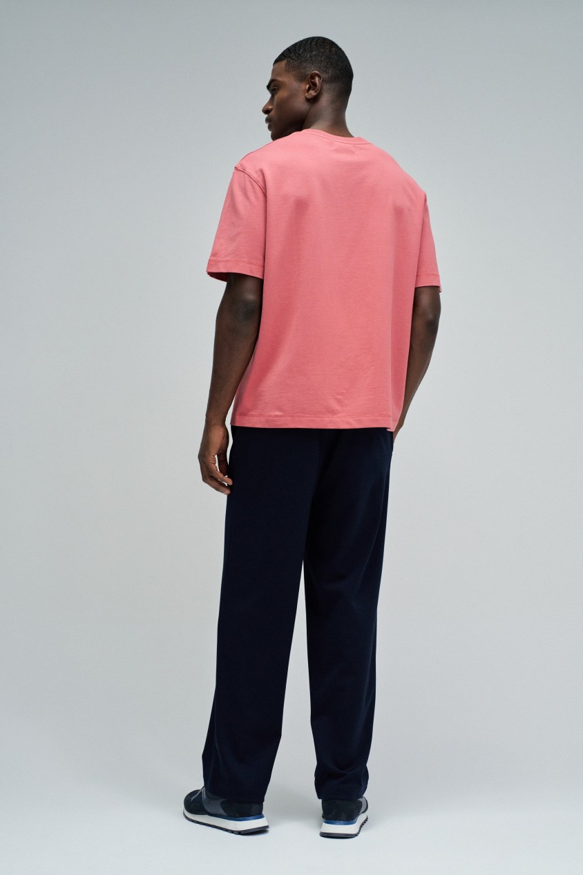 T-SHIRT AVEC BRANDING