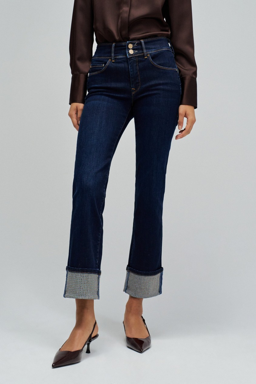 JEANS SECRET PUSH IN STRAIGHT
