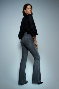 FAITH PUSH IN FLARE JEANS