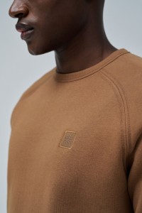 SWEATSHIRT WITH BRANDING