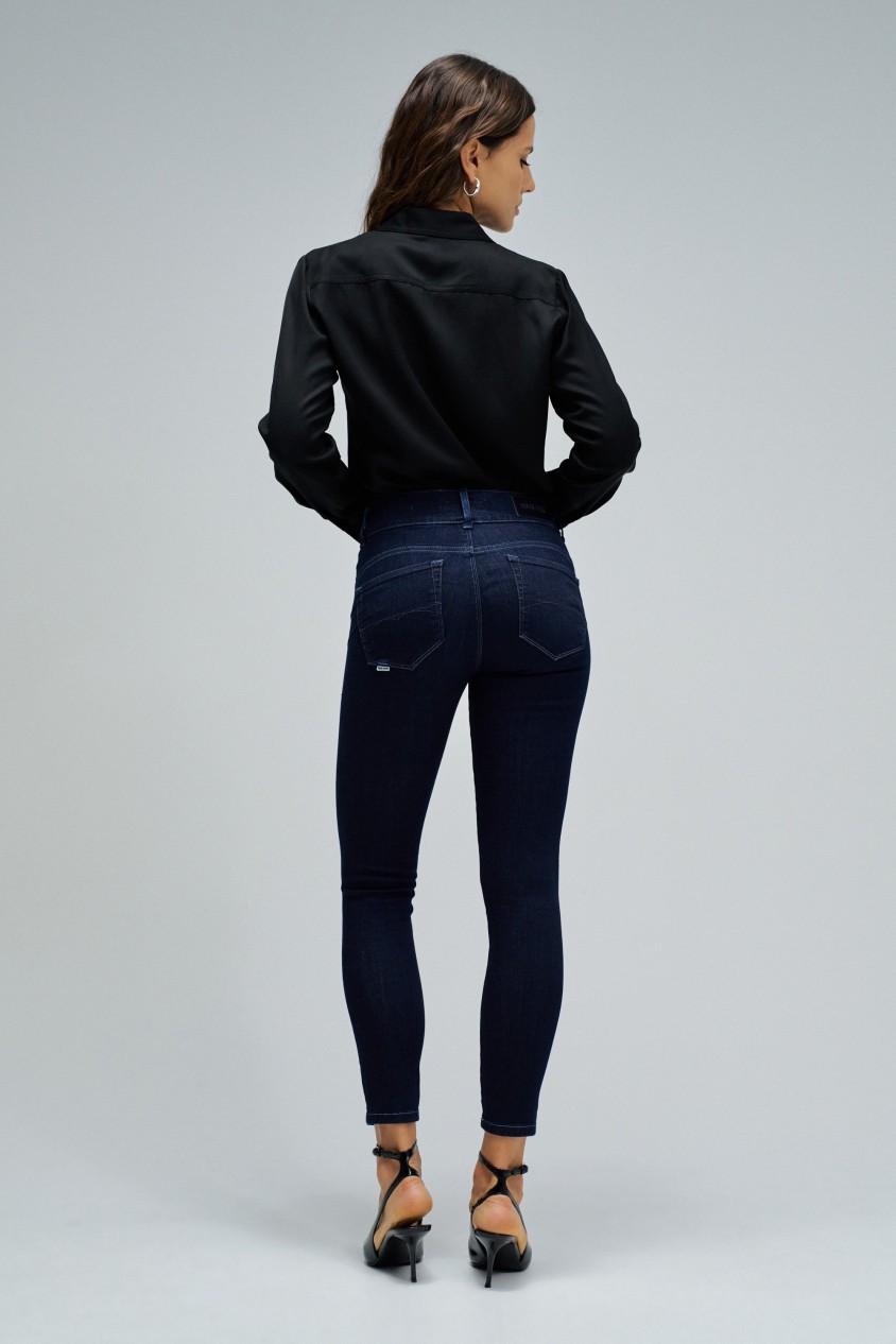 JEANS SECRET PUSH IN CROPPED SKINNY