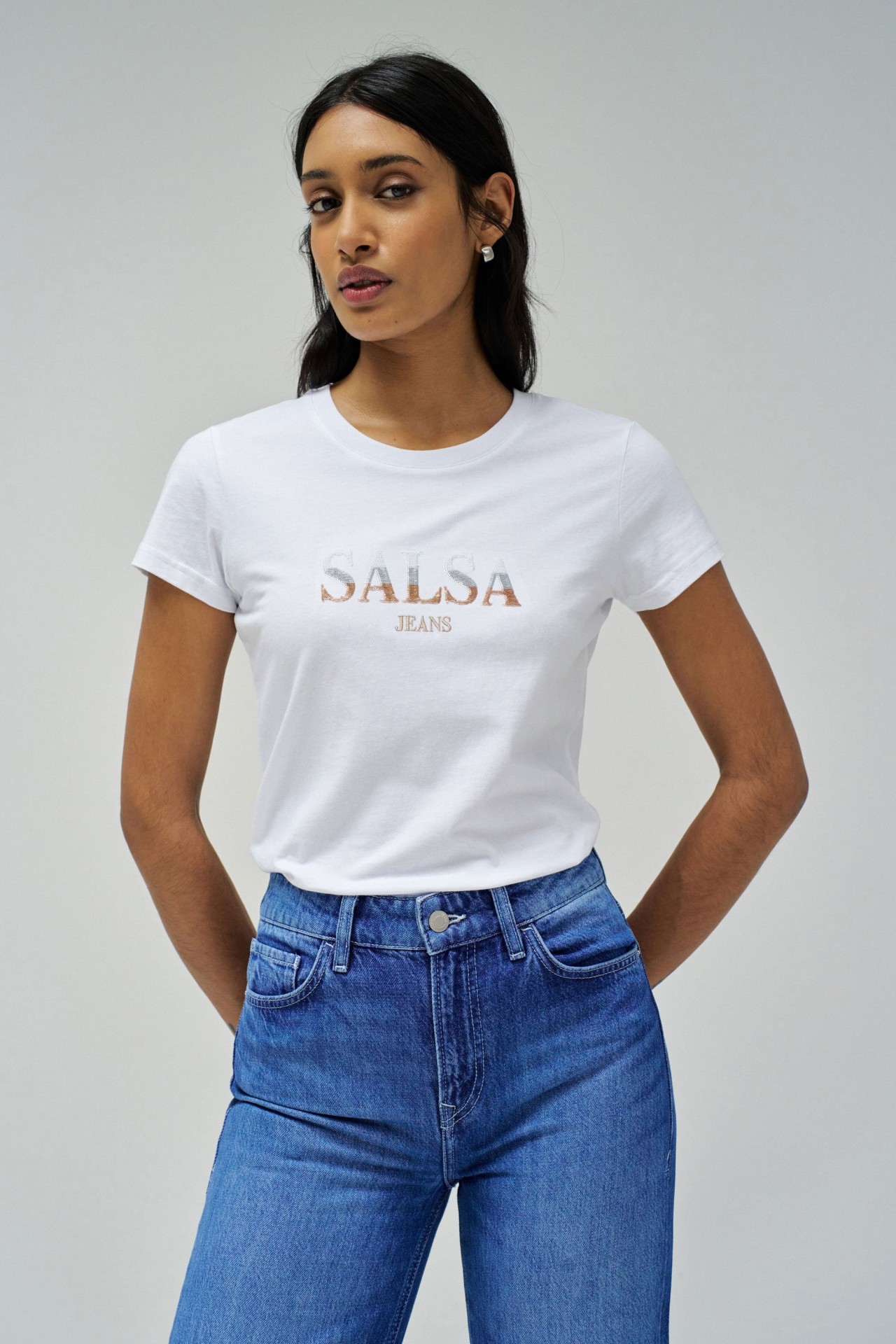 T-SHIRT CON BRANDING