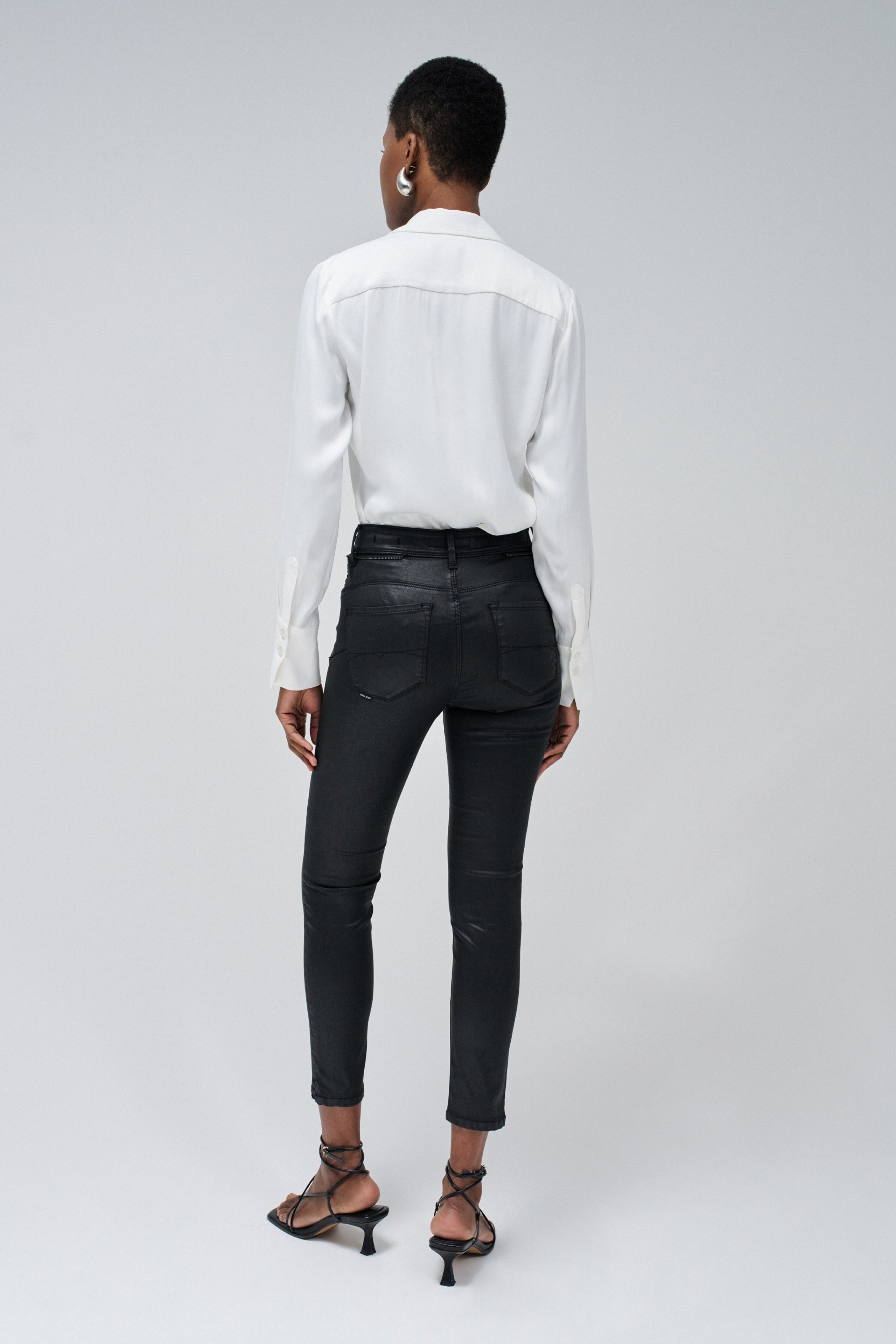 FAITH PUSH IN CROPPED SKINNY JEANS