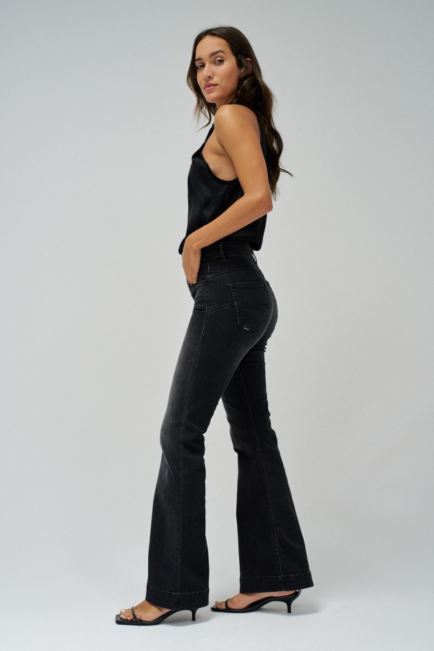 JEANS FAITH PUSH IN FLARE