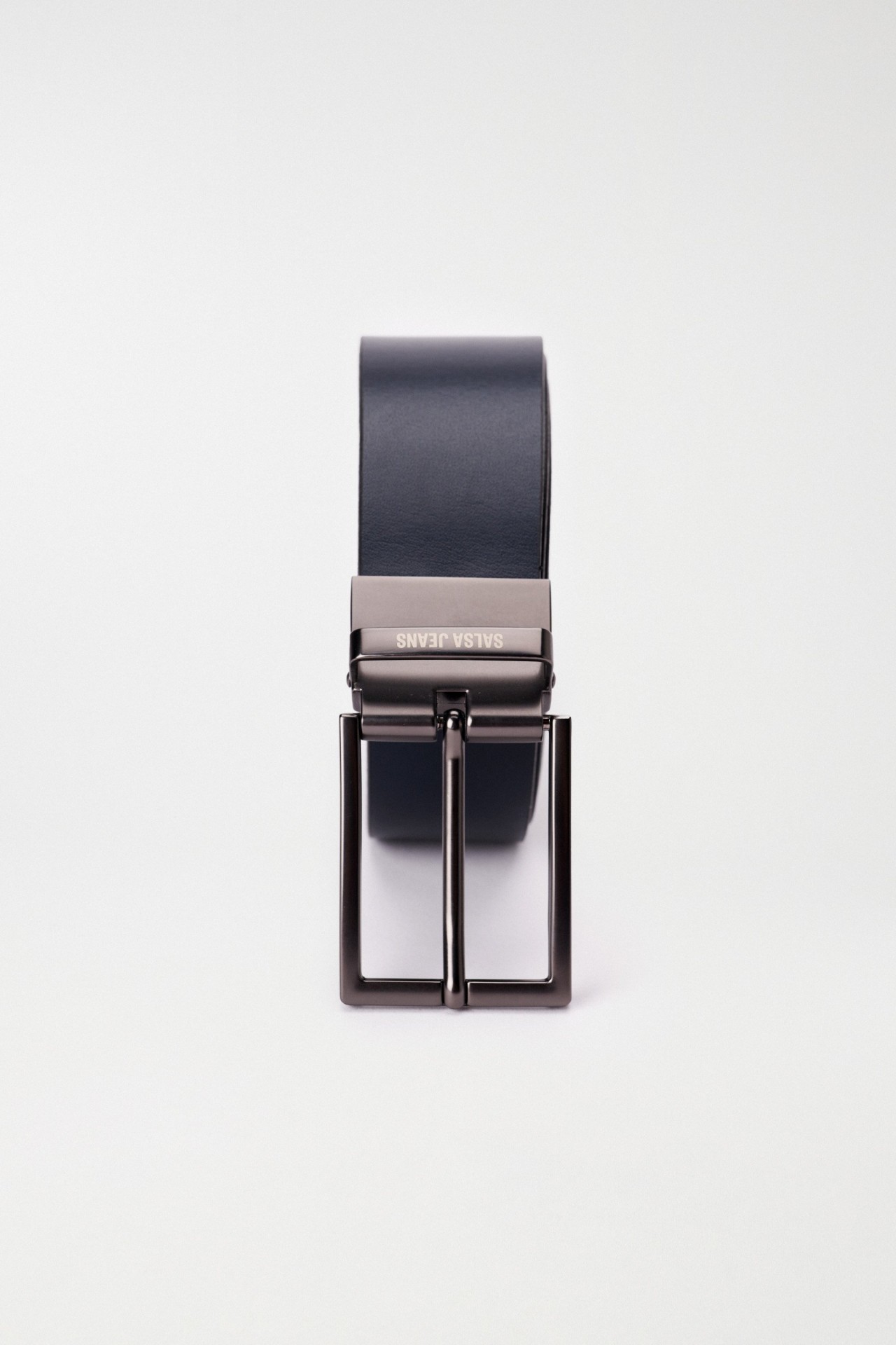 CEINTURE EN CUIR R�VERSIBLE