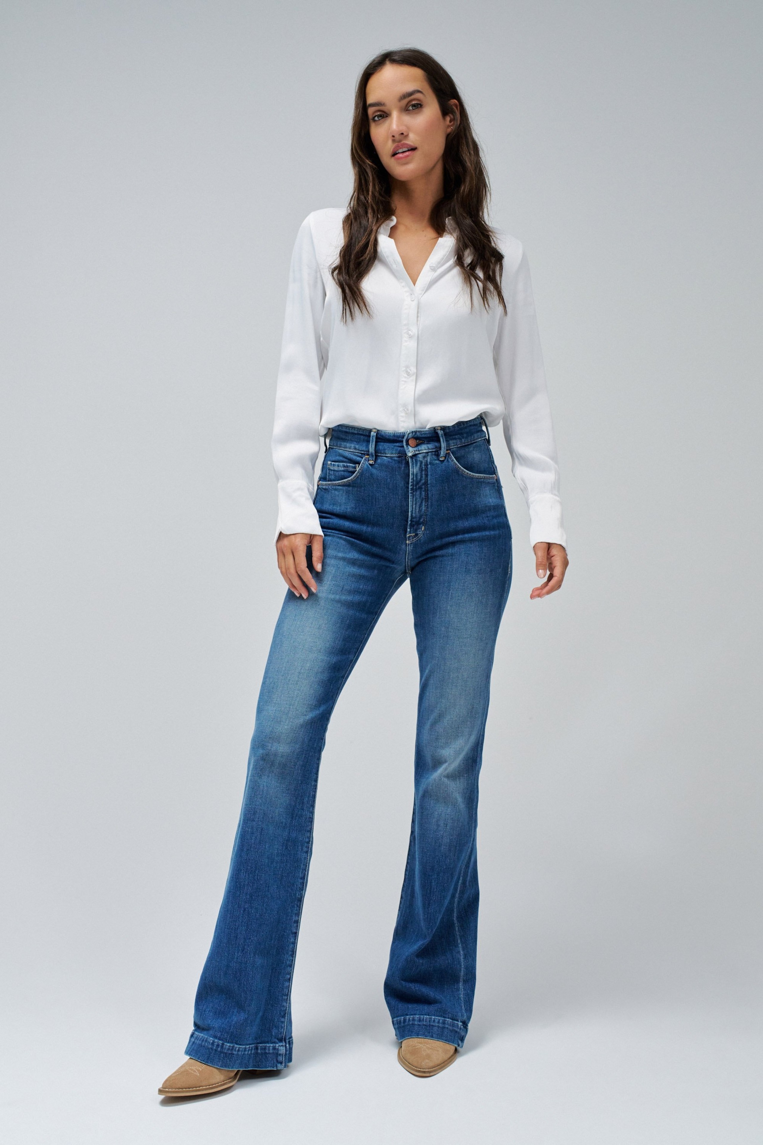 FAITH PUSH IN FLARE JEANS