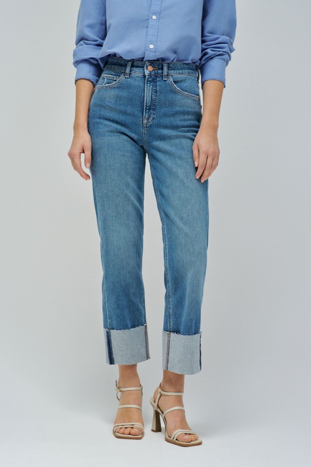 FAITH PUSH IN STRAIGHT JEANS