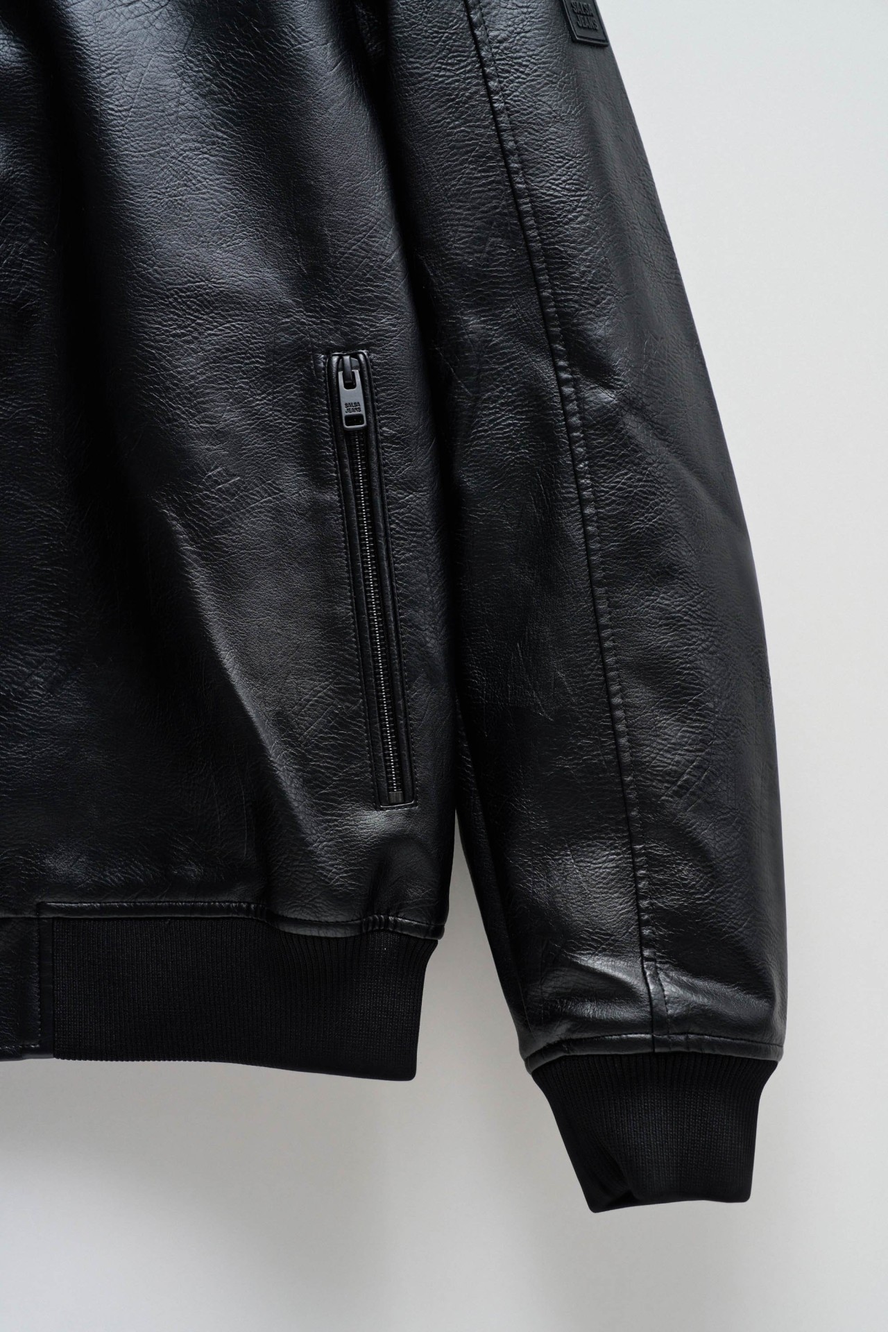 BOMBER JACKET LEATHER EFFECT