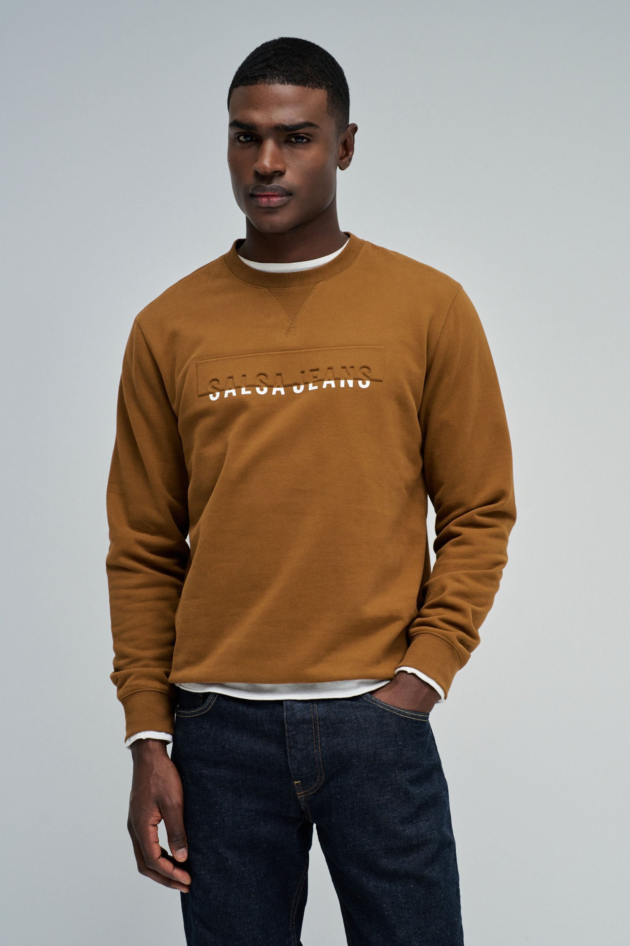 SWEATSHIRT CON BRANDING