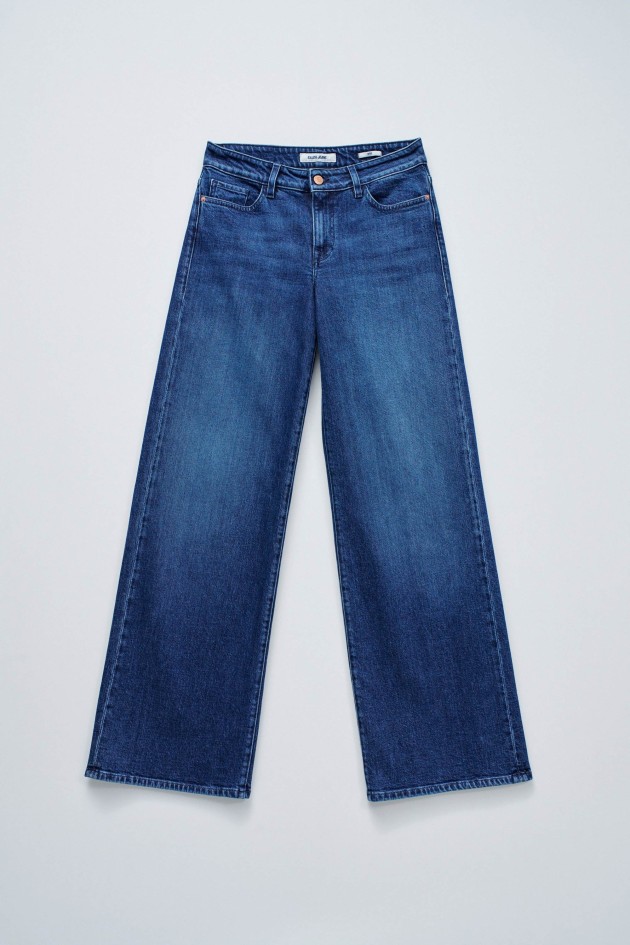 LOW RISE WIDE JEANS