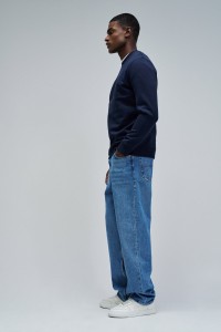 SWEATSHIRT MIT BRANDING