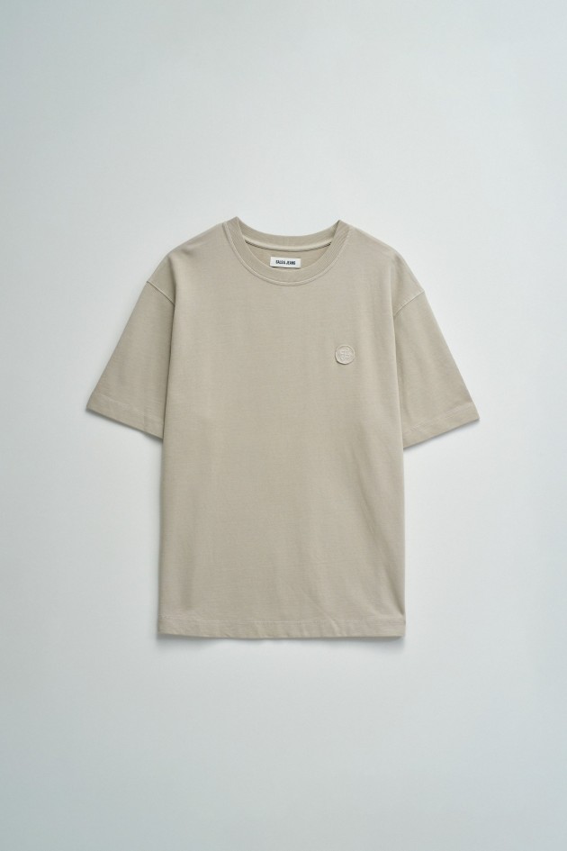 T-SHIRT COM BRANDING