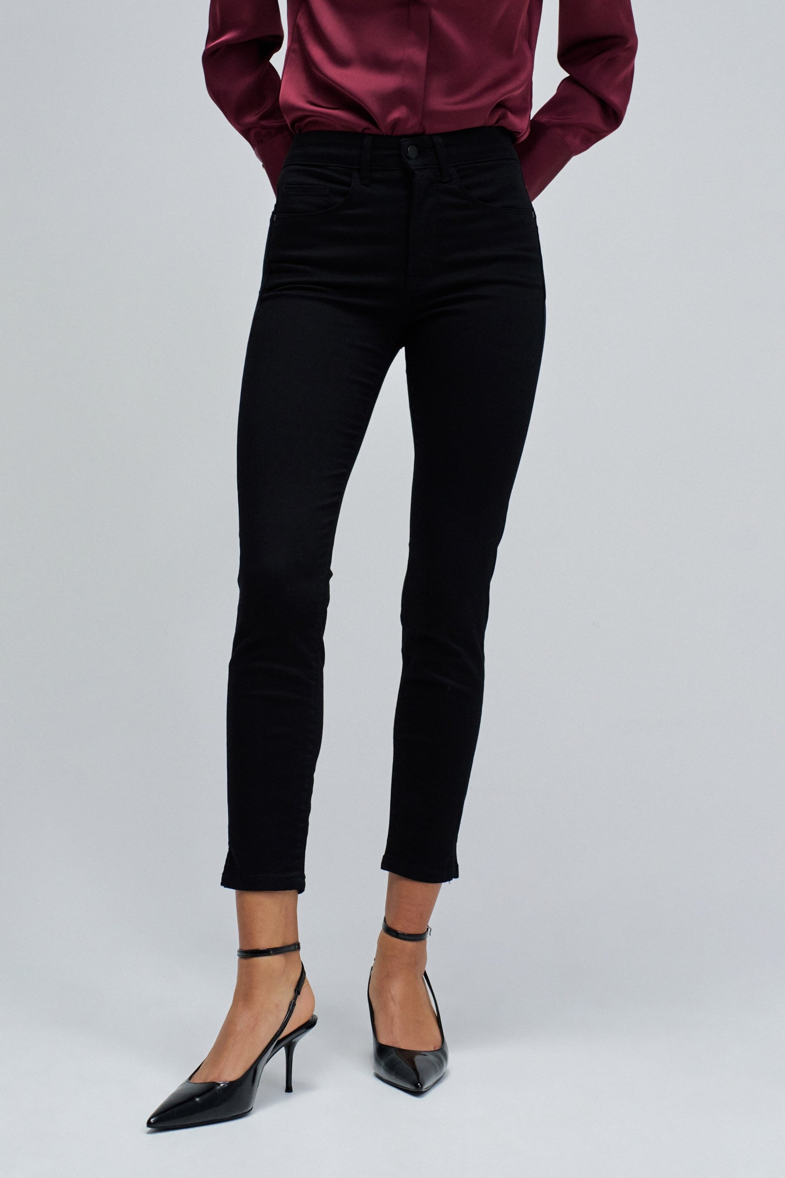 FAITH PUSH IN CROPPED SKINNY JEANS