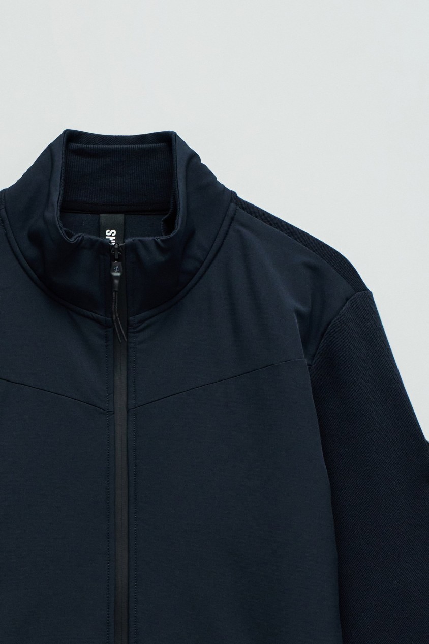 JACKE AUS MATERIALMIX