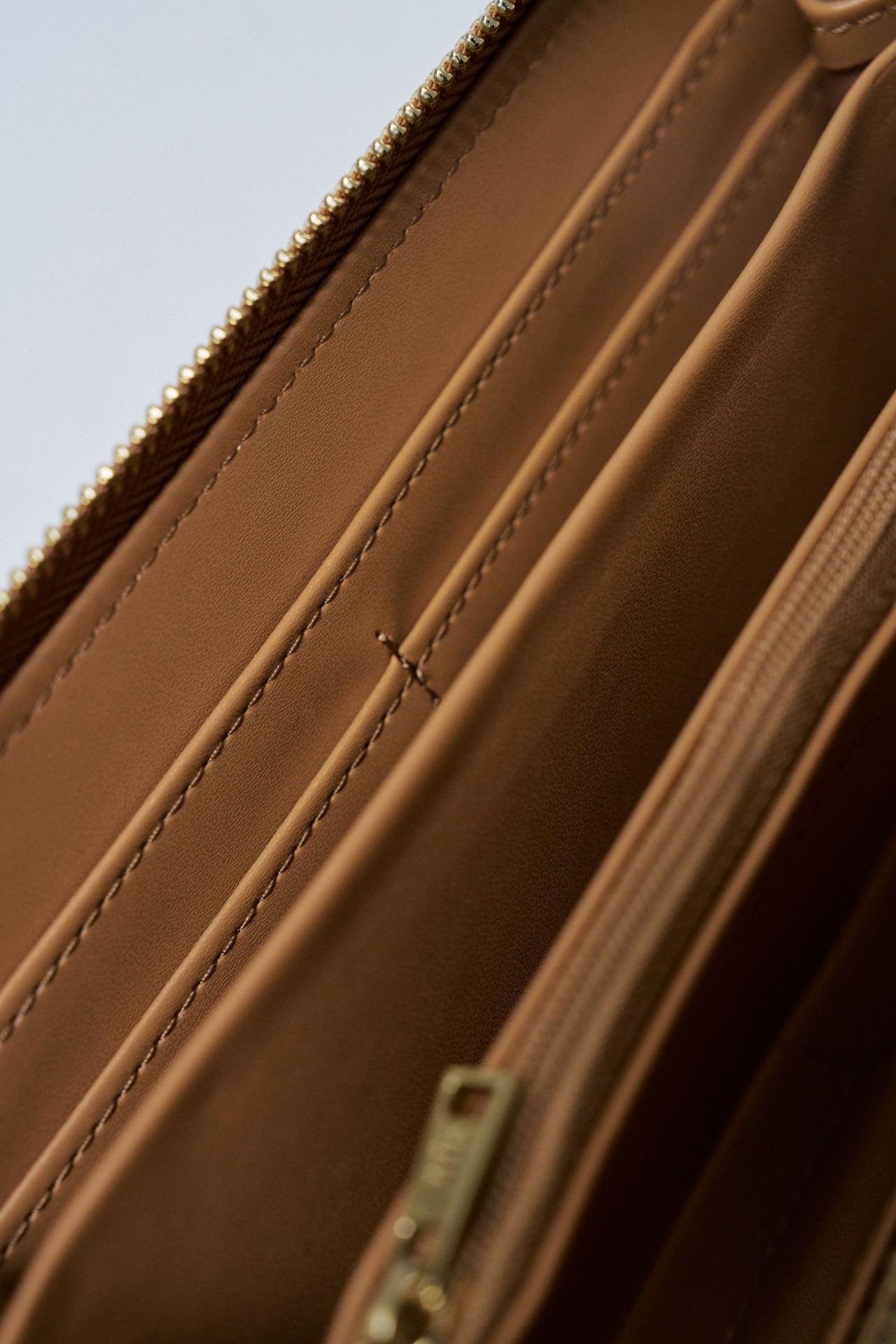 WALLET LEATHER EFFECT