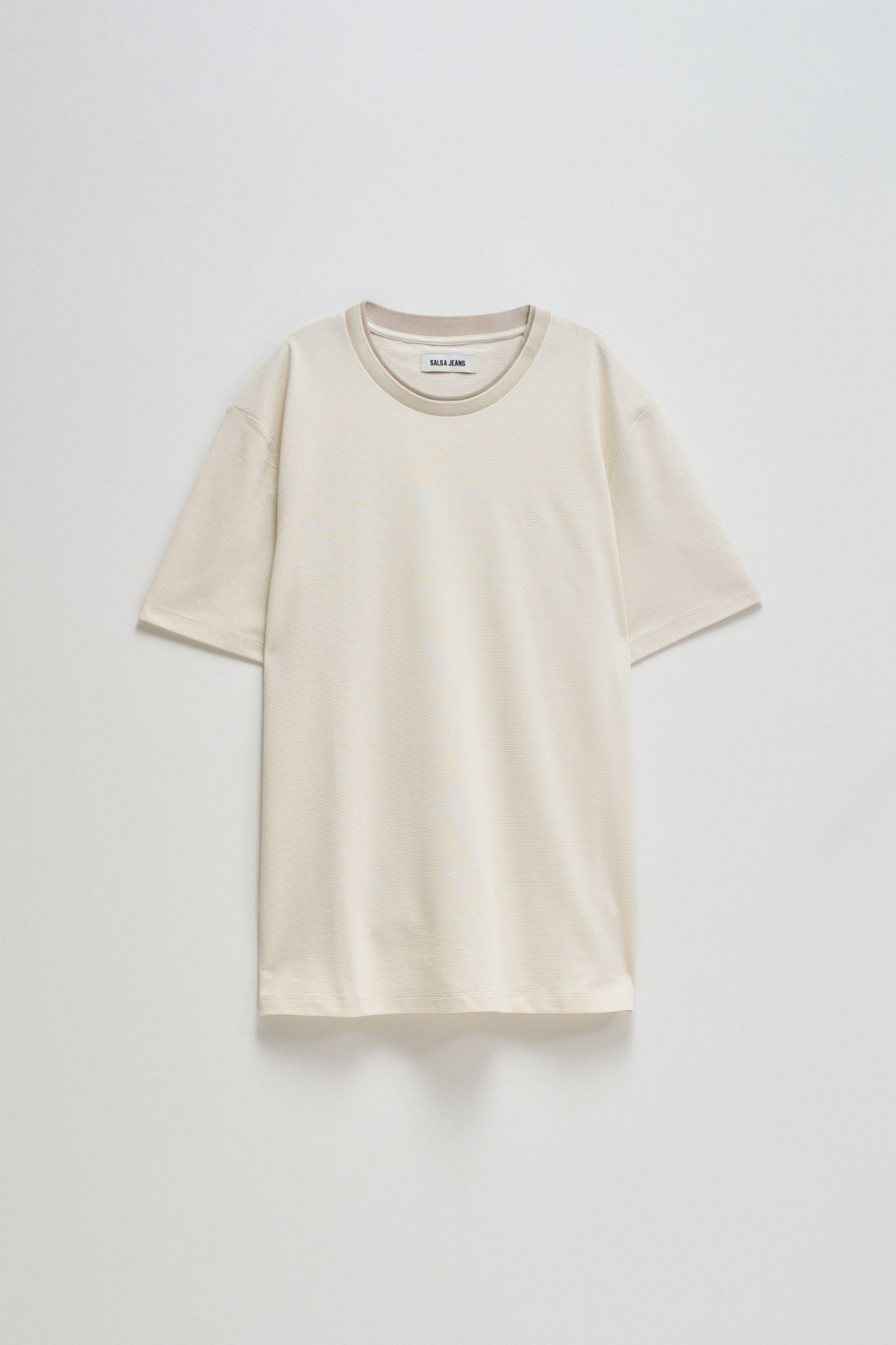 TEXTURED T-SHIRT