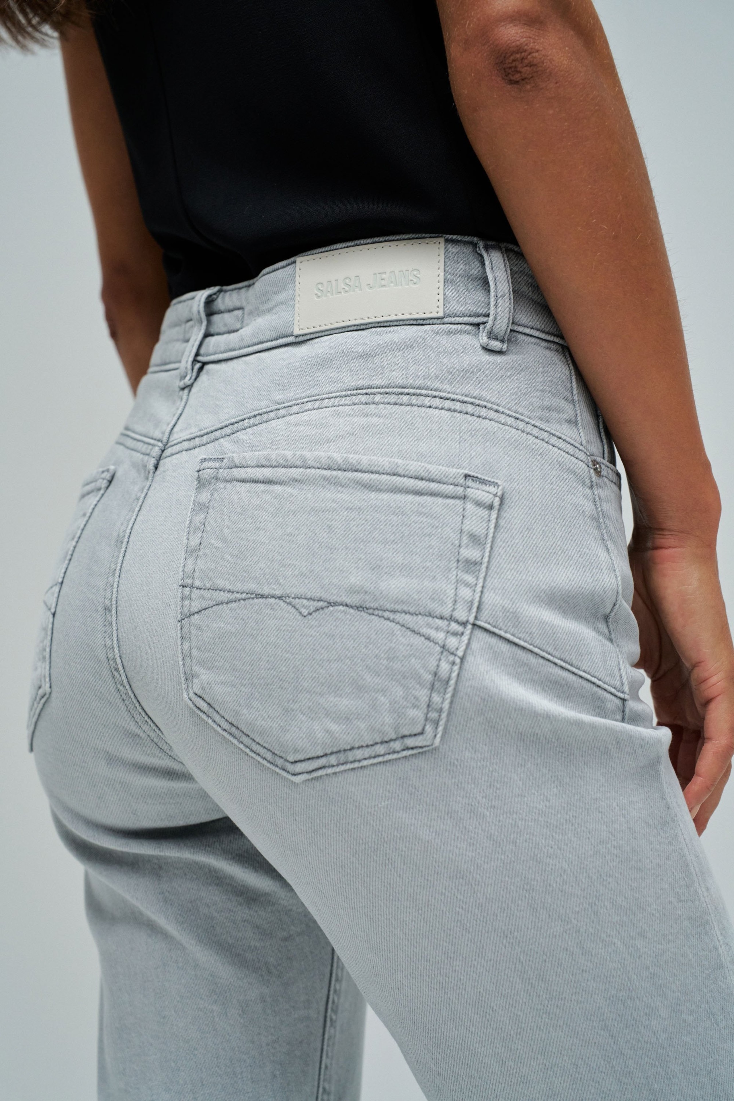 FAITH PUSH IN BOOTCUT JEANS