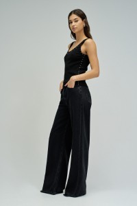 TOP COM APLICA��ES NO DECOTE