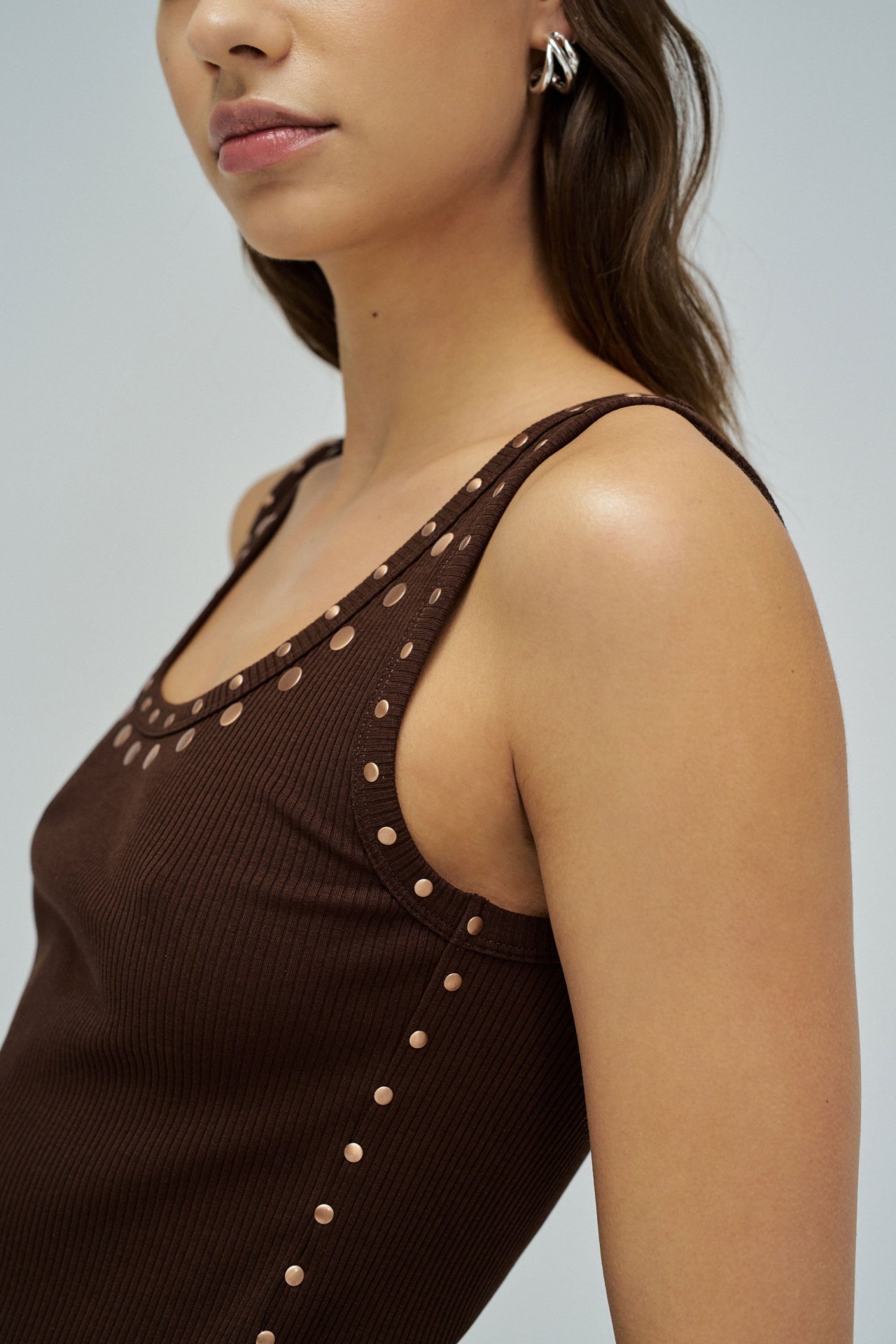 TOP COM APLICA��ES NO DECOTE