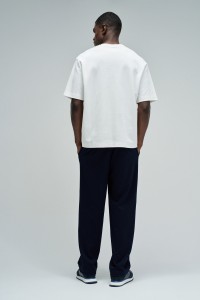 T-SHIRT MIT BRANDING