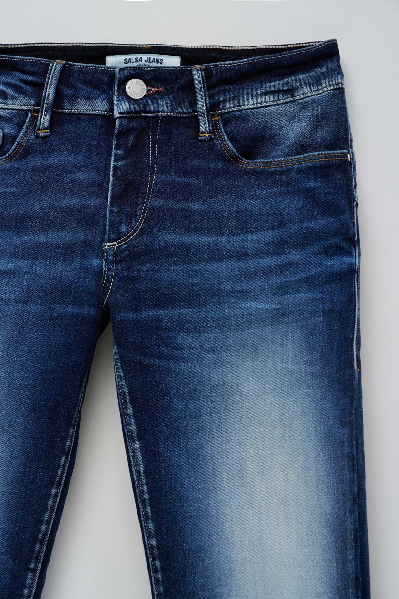 VAQUEROS WONDER PUSH UP CROPPED SKINNY